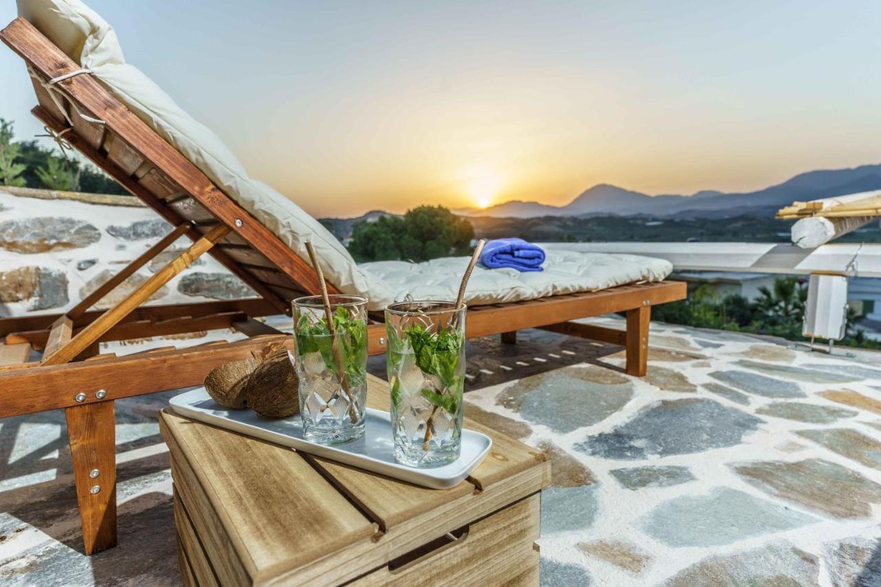Villa Simantiri Pombia المظهر الخارجي الصورة